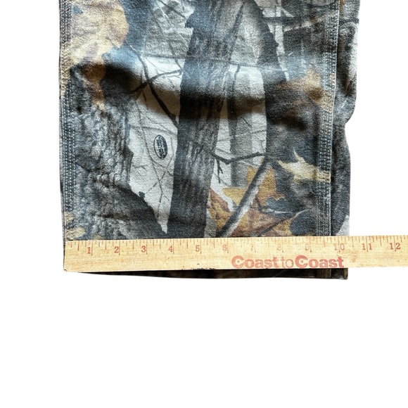 Vintage Carhartt Men's Real Tree Camo Dungaree Carpenter Jeans Size 42x32 - Picture 5 of 8